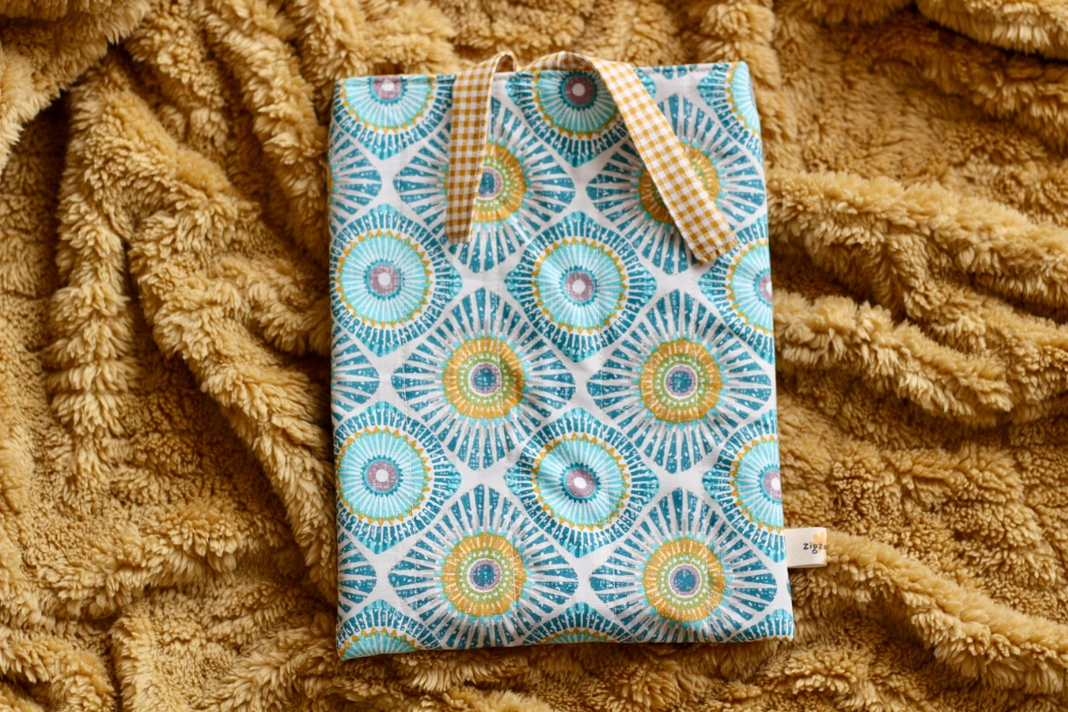 Zigzagdikiş Kapitone Kitap Kılıfı-2