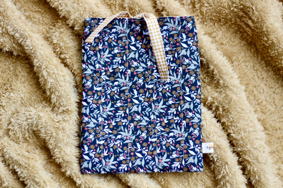 Zlgzagdlkş Kapitone Kitap Kııfı-3