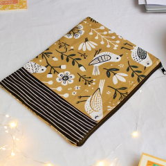 Zigzagdikis Hardal Kuşlar Tablet Çantası