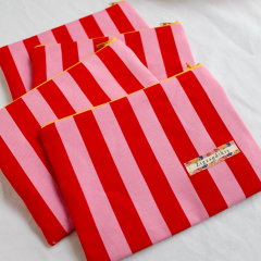 Zigzagdikis Kırmızı Pembe Çizgili Fermuarlı Çanta